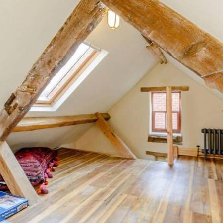 The Cow House - In The Heart Of Whitby Villa Exteriör bild