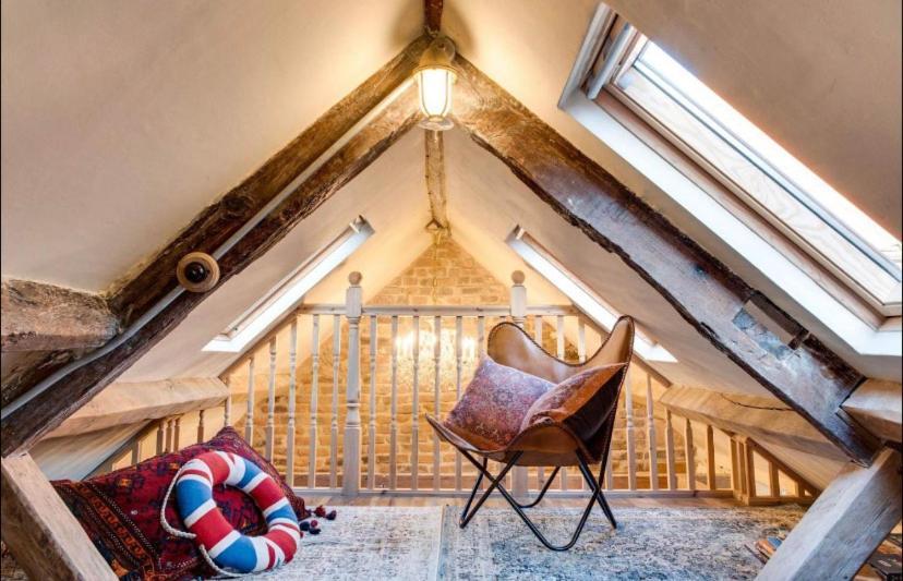 The Cow House - In The Heart Of Whitby Villa Exteriör bild