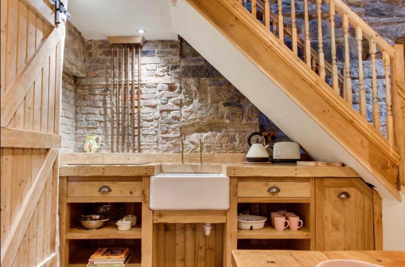 The Cow House - In The Heart Of Whitby Villa Exteriör bild